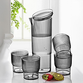 5 Parça Sürahi Ve Bardak Seti, Şık Tasarım Akrilik Başucu Sürahi Takımı - Cam Değildir-